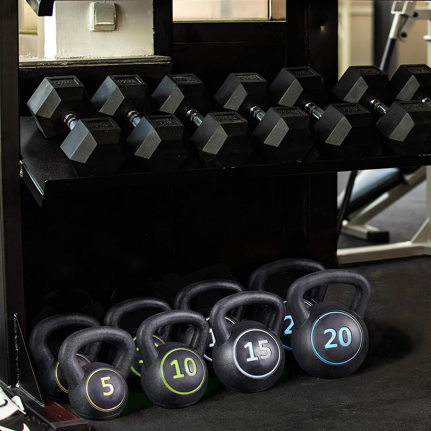 4‑Piece Black Strength Training Kettlebell Set